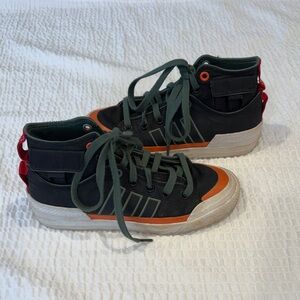 Adidas Nizza Hi DL Kids Sneakers in Black & Green Oxide